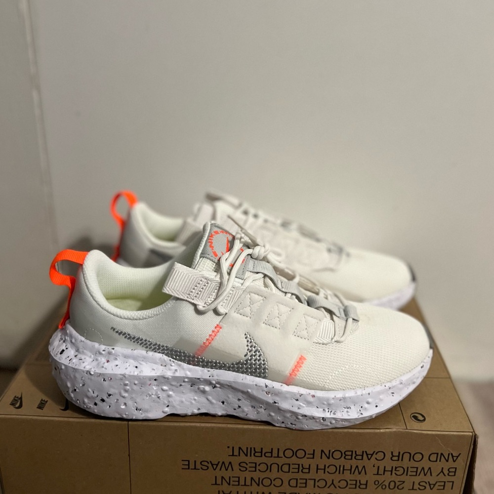 Nike Women's Crater Impact "Summit White" Sz 7.5